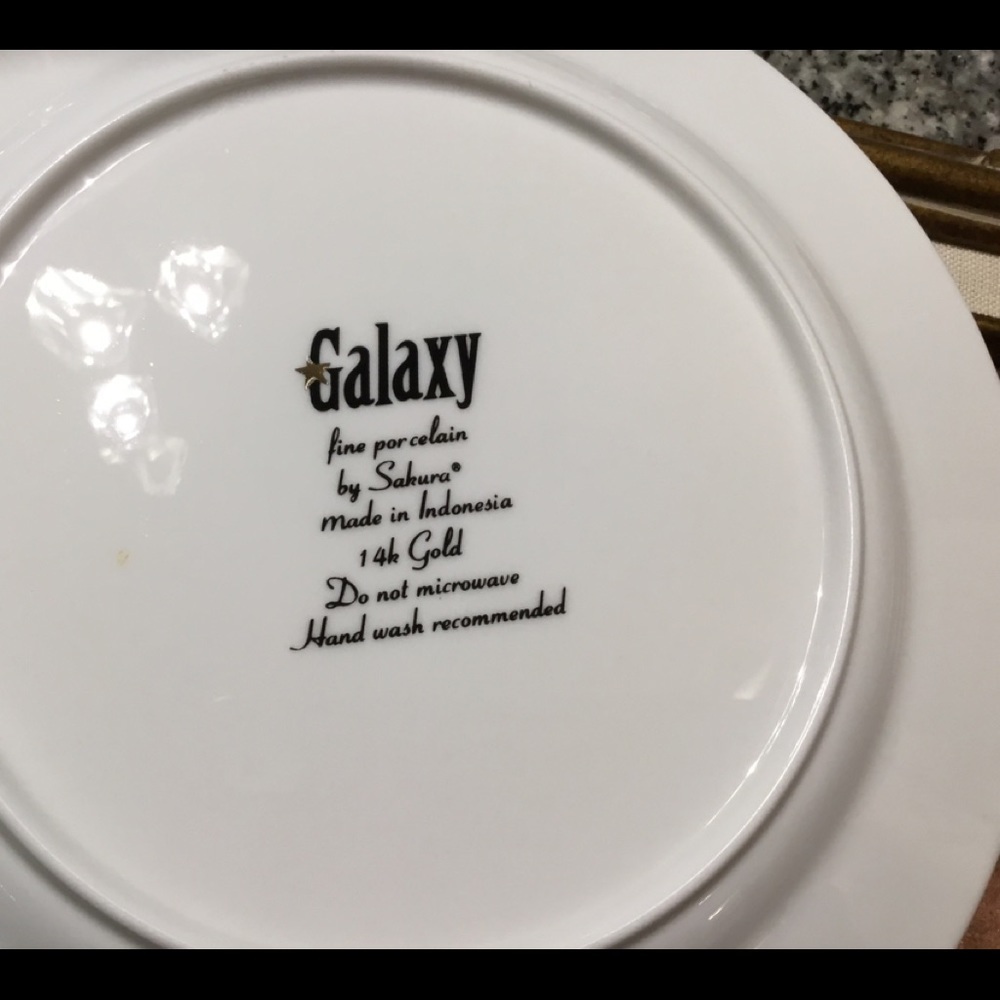 GALAXY FINE PORCELAIN CHINA BY SAKURA 14 KARAT TEA SET FOR 8 - Picture 5 of 11